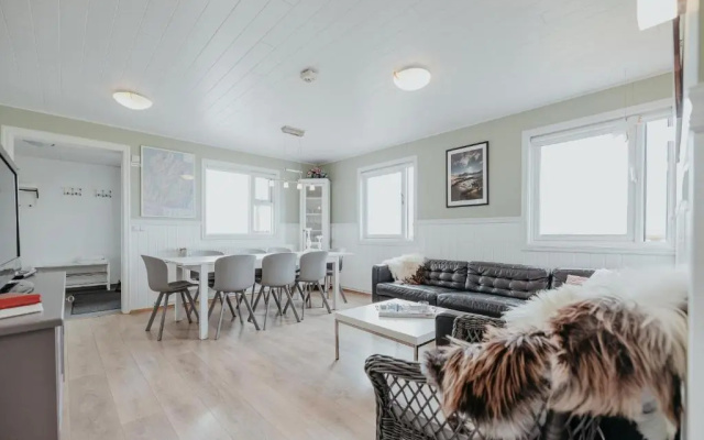 Brúnastaðir Holiday Home