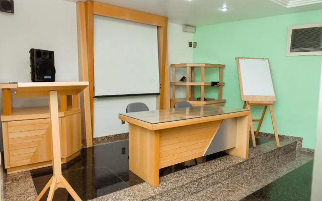 Castelar Novo Hotel