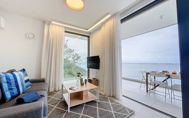 Mar Yam Sea by Atlantic Holiday