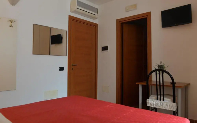 Villa in Casalini With Pool & Olive Garden