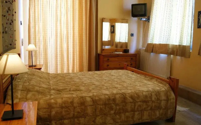 Angelas House Hotel