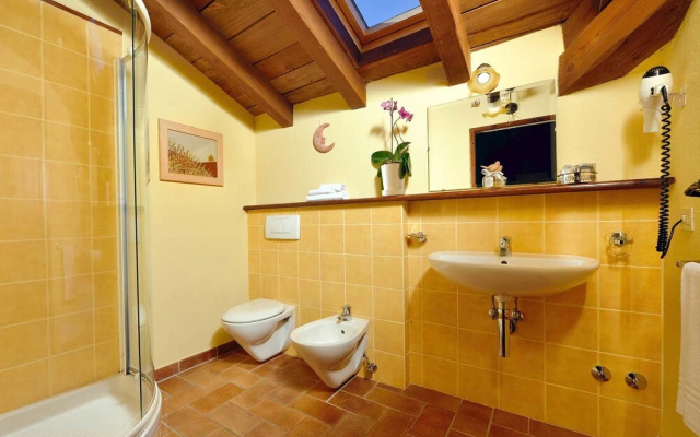 Lodole Country House