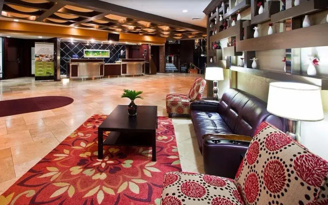 Crowne Plaza Novi