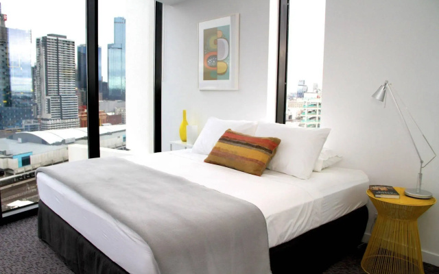 Lacrosse Docklands Tower