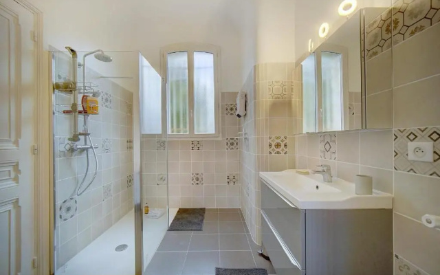 IMMOGROOM - Villa in the city center with terrace- garden- CONGRESS/BEACHES