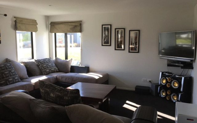 Kirimoko Peaks Townhouse