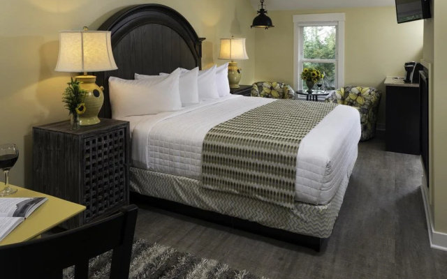 The Hotel Saugatuck