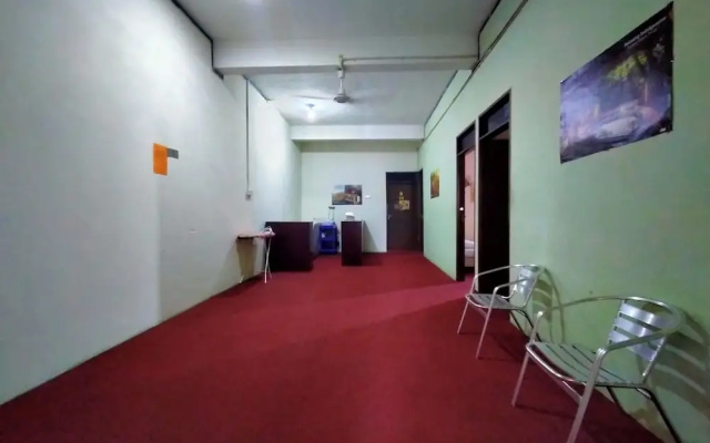 Rz Gold Hotel by OYO Rooms