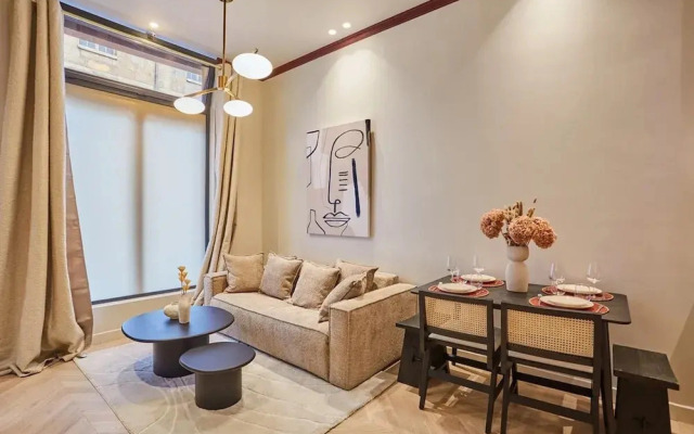 Sublime Apartment With AC - Louvre Museum