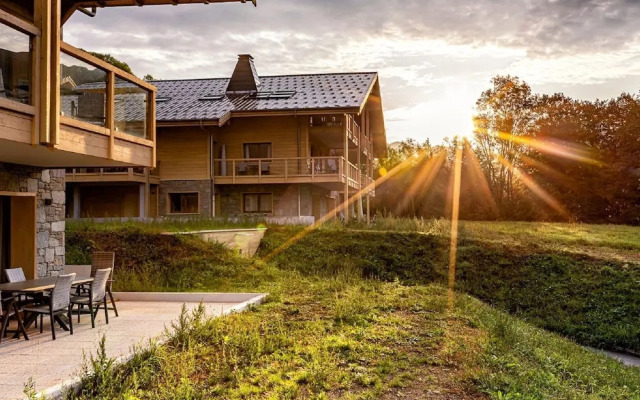 Modern Mountain Stay