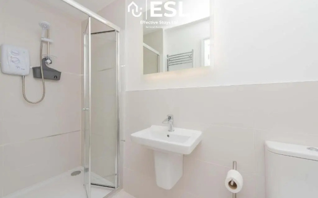 Studio 1, First Floor Town Centre Apartment