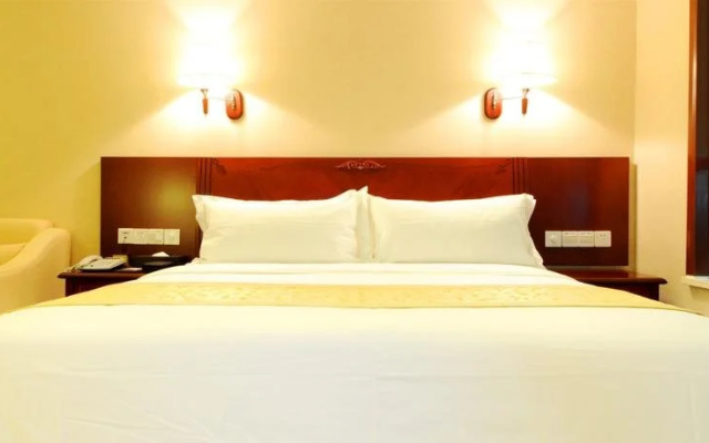 Vienna Hotel Yueyang Zhanqian Road
