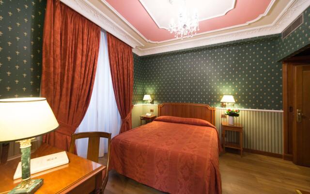 Strozzi Palace Hotel комната для гостей