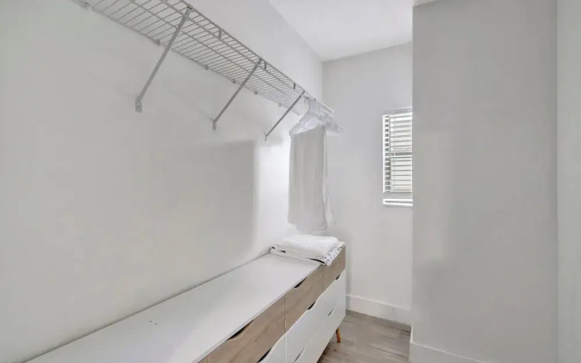 Townhome-10 mins to FTL Beach & Downtown