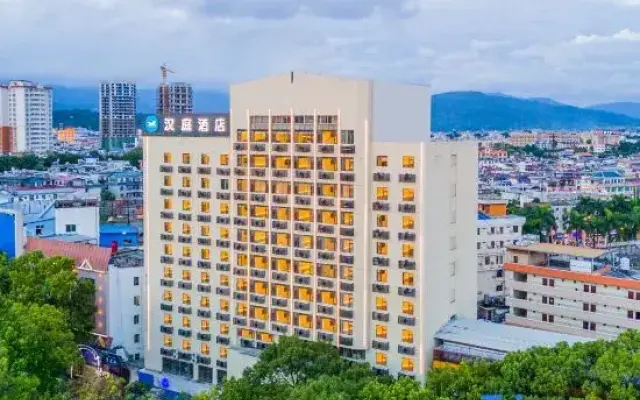 HanTing Hotel (Ruili Fortune Plaza)