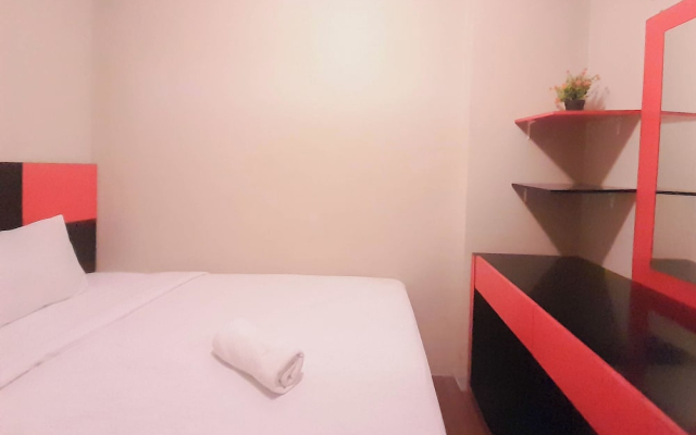 Compact 3Br At Gateway Ahmad Yani Cicadas Apartment