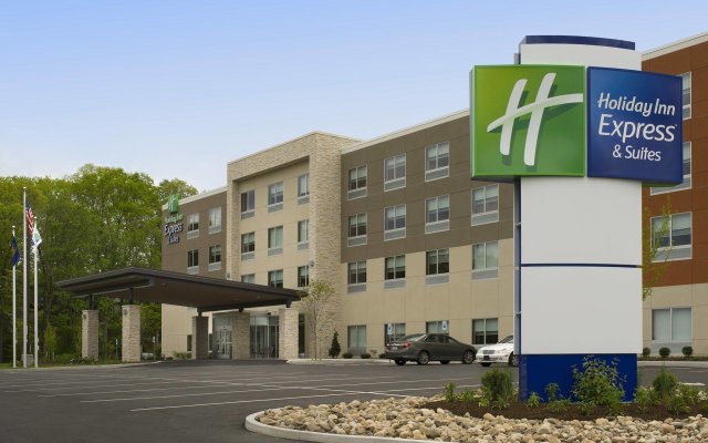 Holiday Inn Express & Suites Altoona, an IHG Hotel in Altoona, United States of America from 164$, photos, reviews - zenhotels.com hotel front
