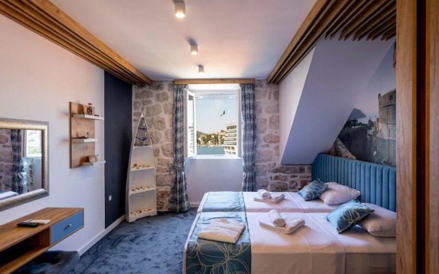 Apartments and rooms Naida