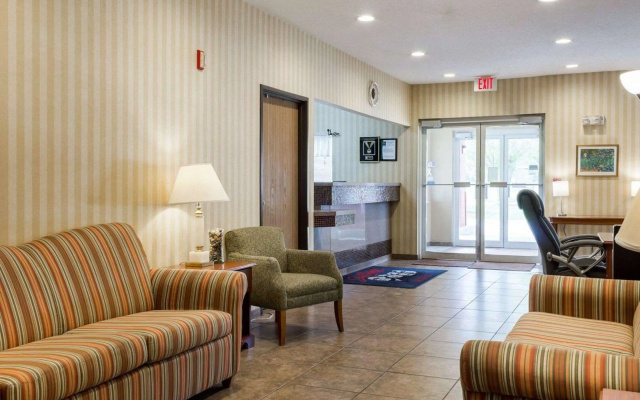 Quality Inn Brookings - University