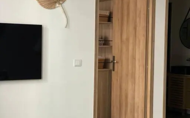 Cassis centre, superbe appartement neuf, 50m port.