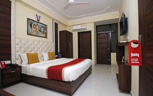 OYO 9424 Hotel Eden