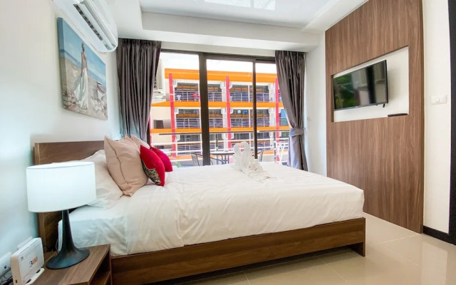 Naiharn Sea Condominium P210