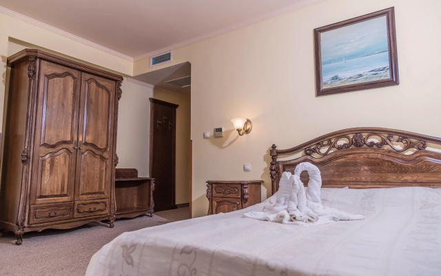 Nessebar Royal Palace