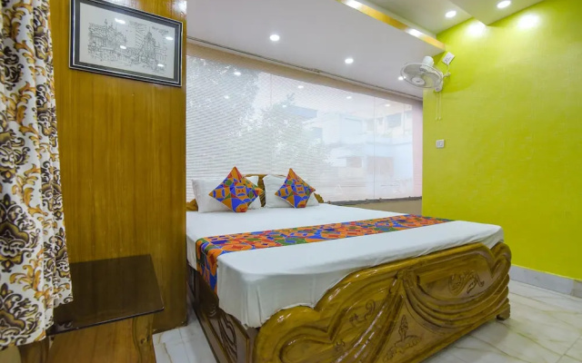 Fabhotel Dreamland
