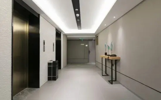 Home Inn Plus- Wuhan Hankou Railway Station Fanhai Branch