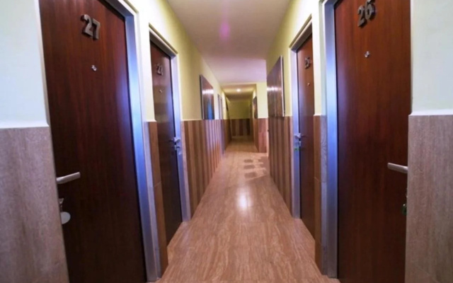 Oasis Studio Hotel Satu
