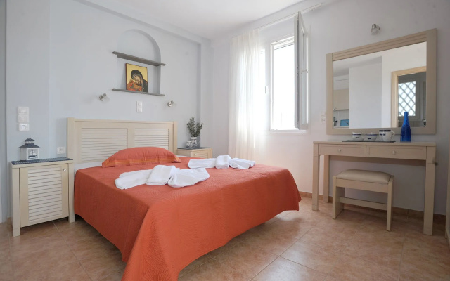 Aigaio Studios Tinos
