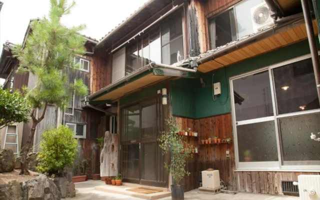 Guest House tokonoma
