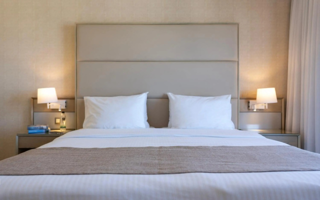 Athineon Hotel