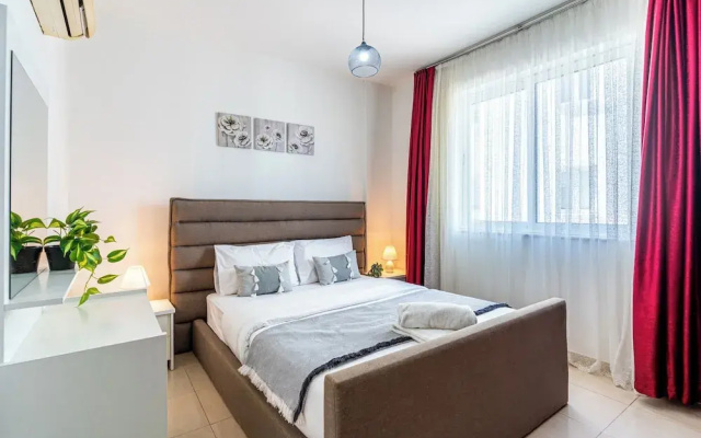 Apollo 2-Bedroom Apartment in Larnaca