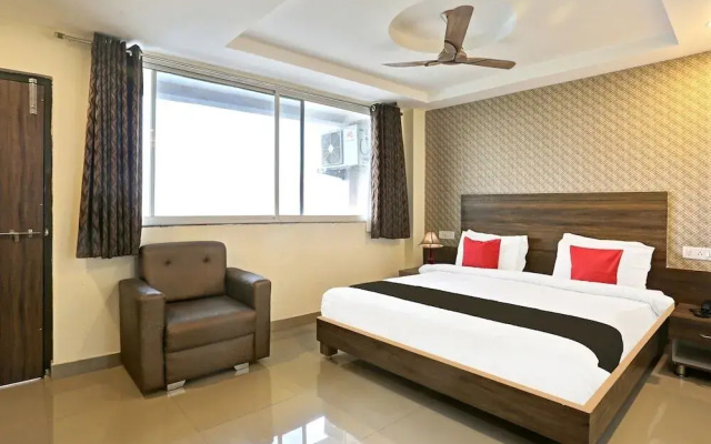 Navvada Regency By OYO Rooms