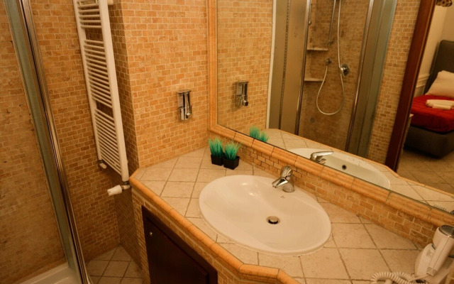 Cozy Cimarra Luxurious 1br Apt By Colosseum