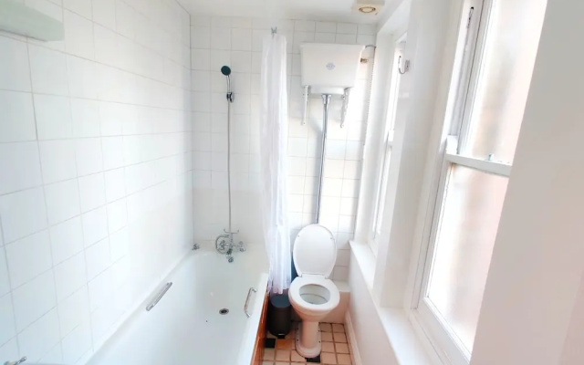 Brick Lane 1 Bedroom Apt Liverpool St