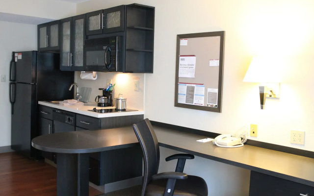 MainStay Suites Wichita Northeast