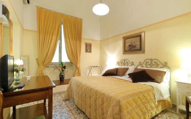 Отель Tourist House Duomo Италия, Флоренция - отзывы, цены и фото номеров - забронировать отель Tourist House Duomo онлайн комната для гостей