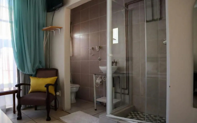 Georeen Guest House