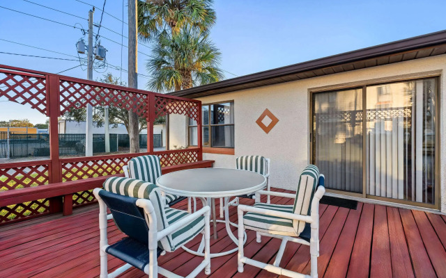 Travelodge by Wyndham Hotel & Cottages St Augustine/Historic