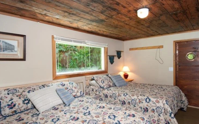 Birds Bay Retreat