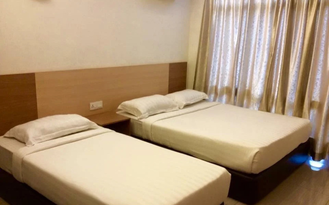 Dolphin Hotel