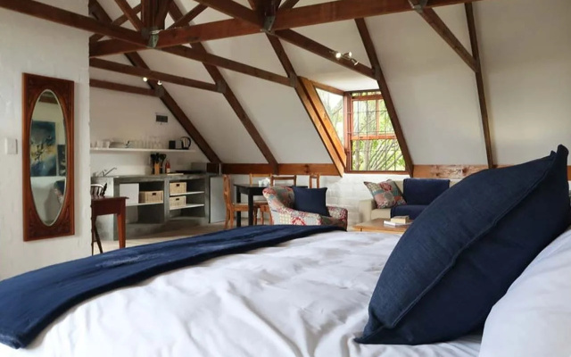 Hemel en Aarde Village Accommodation