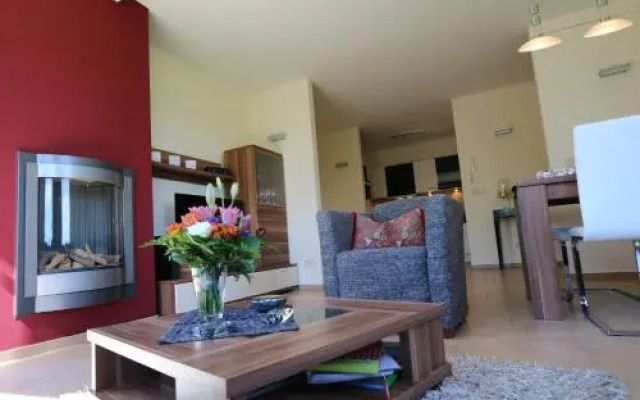 Villa Harmonie W1