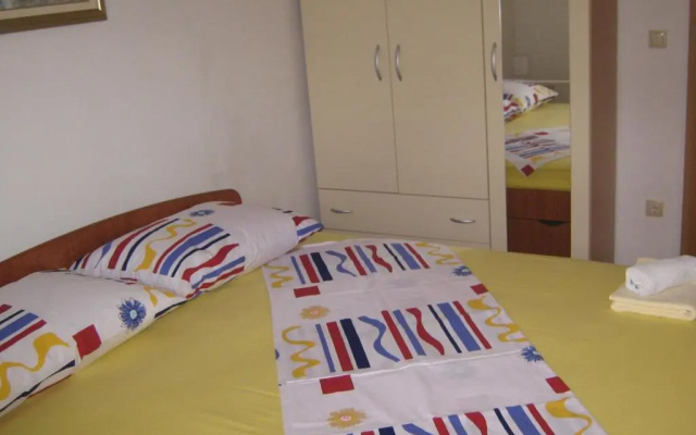 Apartments Joško - 70 m from beach