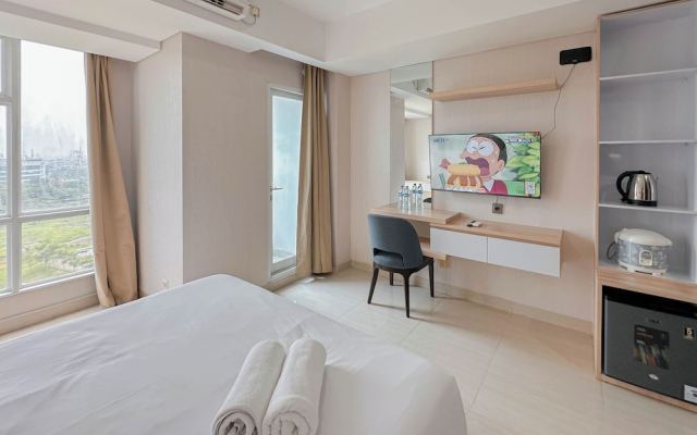 Studio Modern Style at Grand Sungkono Lagoon Apartment