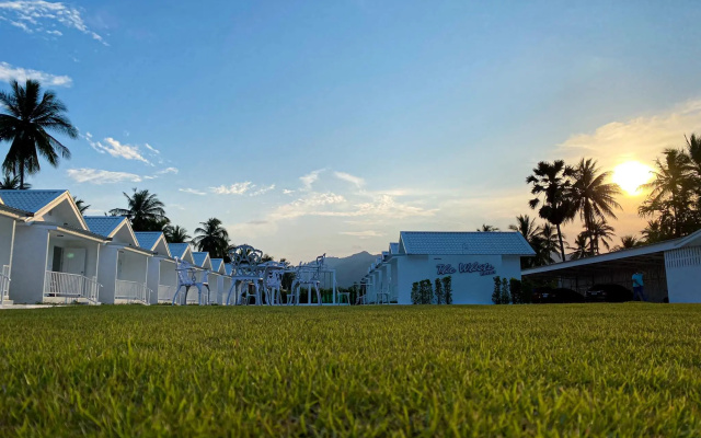 The White Resort