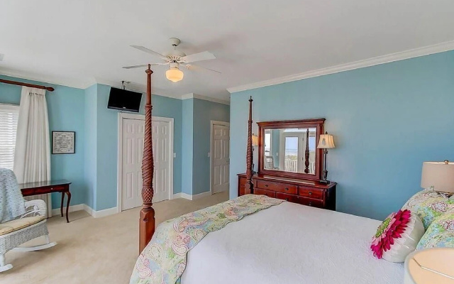 32 Ocean Point