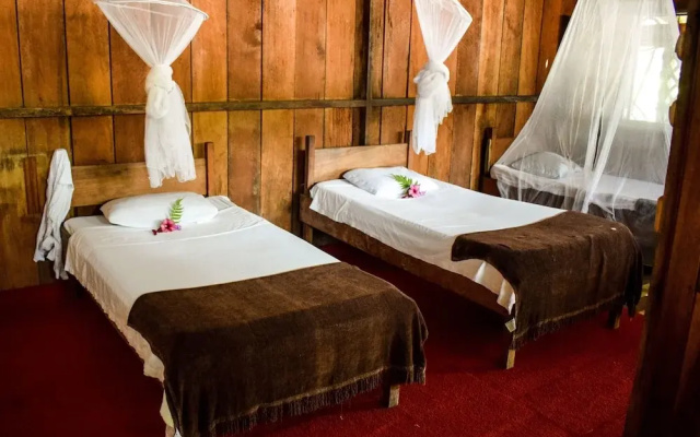 Tapir Lodge